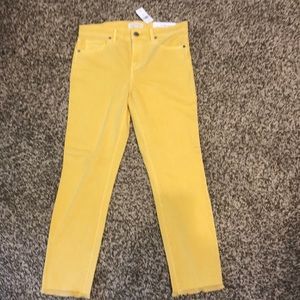 Loft NWTs yellow skinny crops